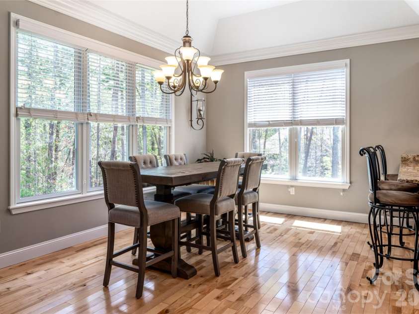 44 Cherry Ridge Lane, Weaverville, NC 28787.  MLS# CAR4369834, YatesRealty ID 13370. 