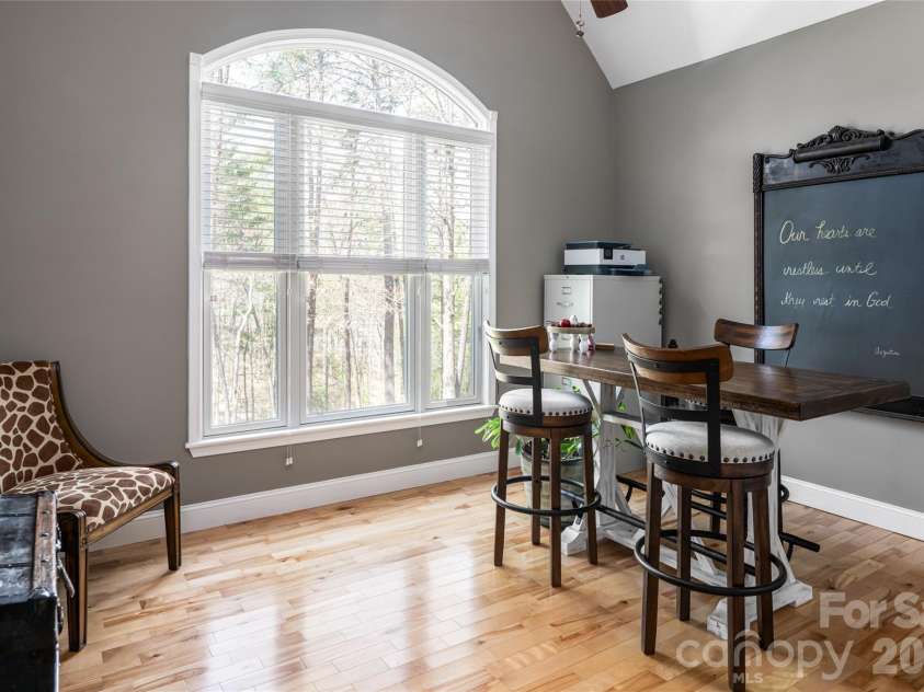 44 Cherry Ridge Lane, Weaverville, NC 28787.  MLS# CAR4369834, YatesRealty ID 13370. 