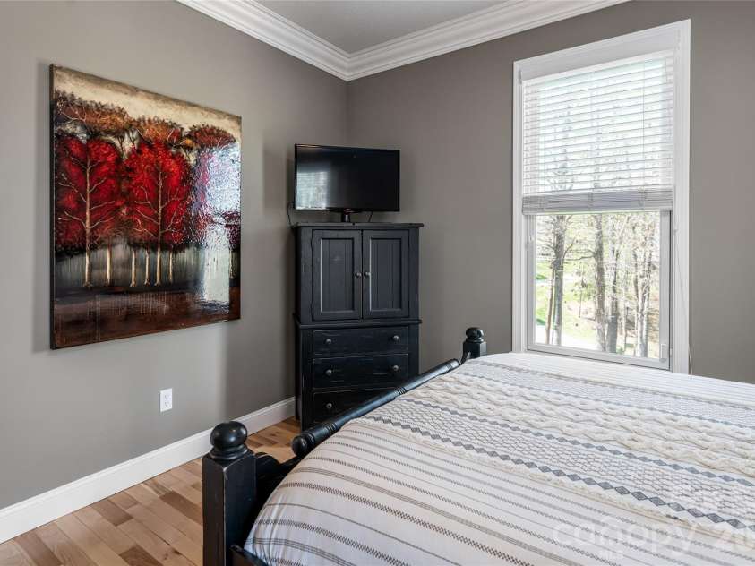 44 Cherry Ridge Lane, Weaverville, NC 28787.  MLS# CAR4369834, YatesRealty ID 13370. 