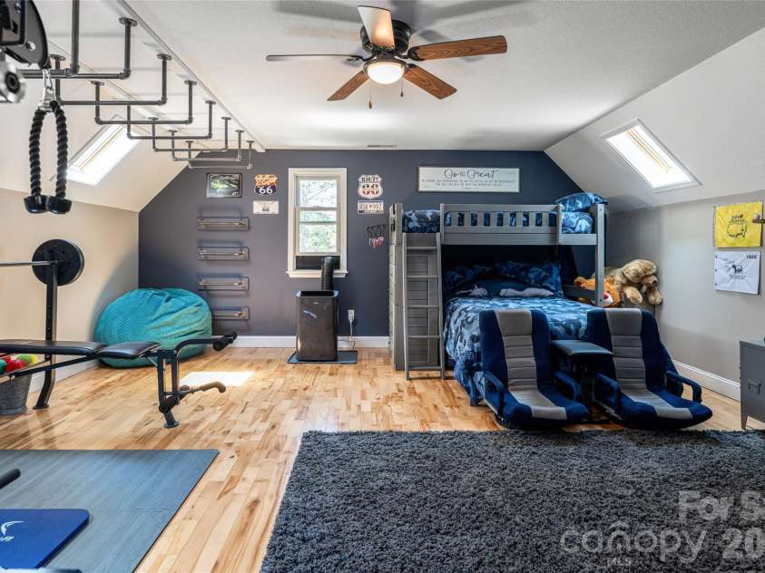 44 Cherry Ridge Lane, Weaverville, NC 28787.  MLS# CAR4369834, YatesRealty ID 13370. 