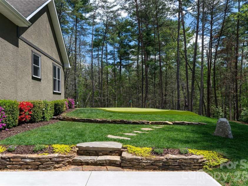 44 Cherry Ridge Lane, Weaverville, NC 28787.  MLS# CAR4369834, YatesRealty ID 13370. 