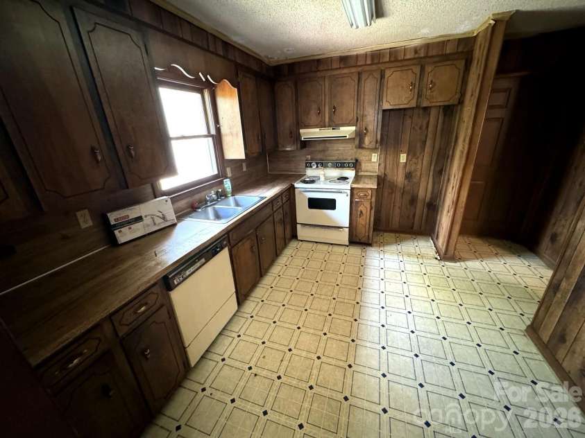 3968 Dover Street, Claremont, NC 28610.  MLS# CAR4365849, YatesRealty ID 13371. 
