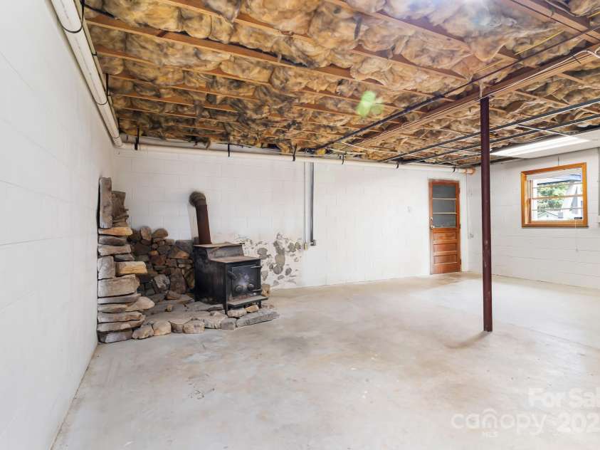 217 Royal Pines Drive, Arden, NC 28704.  MLS# CAR4257398, YatesRealty ID 13374. Bring your ideas for refinishing!