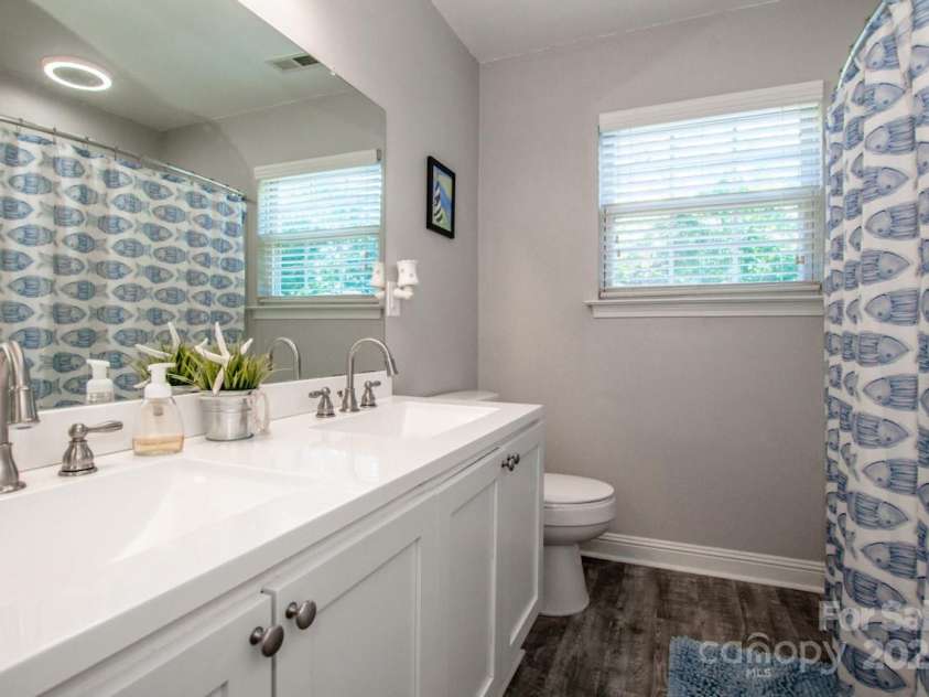 145 Meadow Pond Lane, Mooresville, NC 28117.  MLS# CAR4247324, YatesRealty ID 13375. 