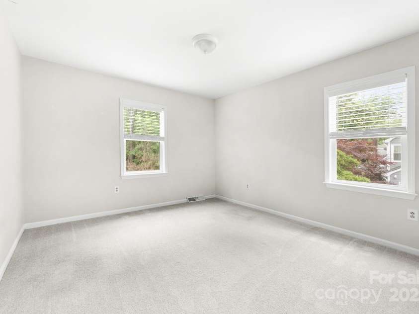 616 Silversmith Lane, Charlotte, NC 28270.  MLS# CAR4249533, YatesRealty ID 13377. 