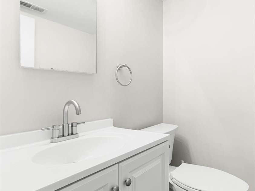 616 Silversmith Lane, Charlotte, NC 28270.  MLS# CAR4249533, YatesRealty ID 13377. 