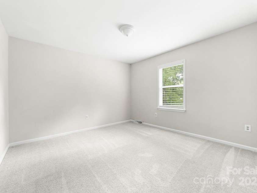 616 Silversmith Lane, Charlotte, NC 28270.  MLS# CAR4249533, YatesRealty ID 13377. 