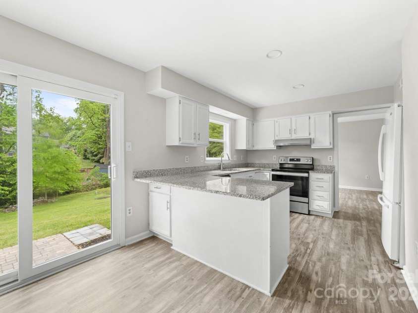 616 Silversmith Lane, Charlotte, NC 28270.  MLS# CAR4249533, YatesRealty ID 13377. 