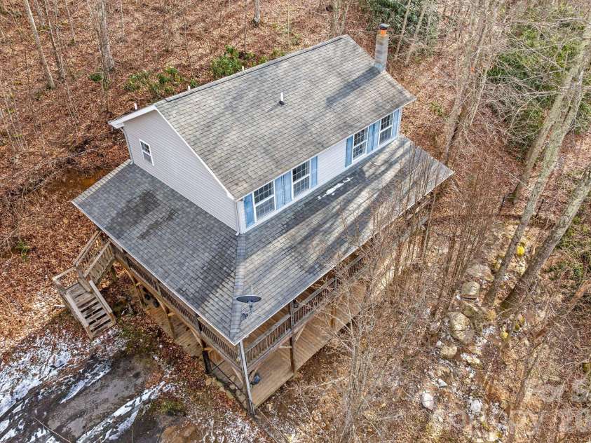 842 Grouse Road, Clyde, NC 28721.  MLS# CAR4326443, YatesRealty ID 13378. 