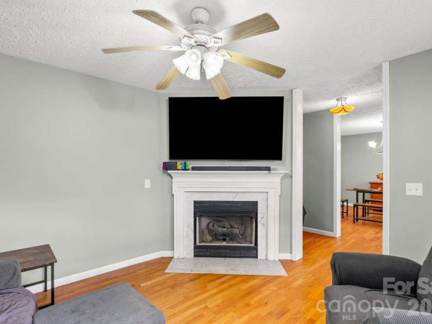 842 Grouse Road, Clyde, NC 28721.  MLS# CAR4326443, YatesRealty ID 13378. 