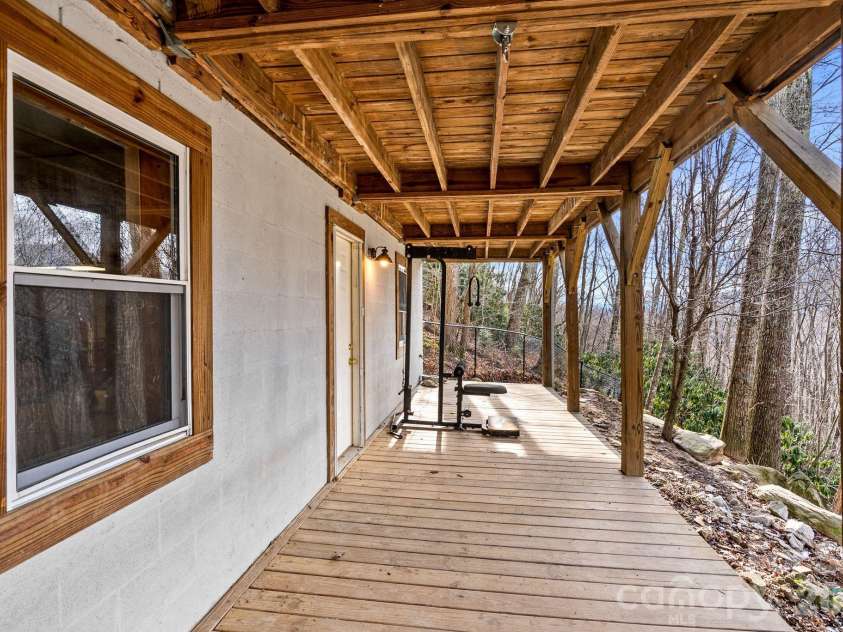 842 Grouse Road, Clyde, NC 28721.  MLS# CAR4326443, YatesRealty ID 13378. 