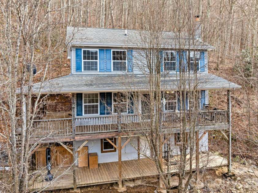 842 Grouse Road, Clyde, NC 28721.  MLS# CAR4326443, YatesRealty ID 13378. 