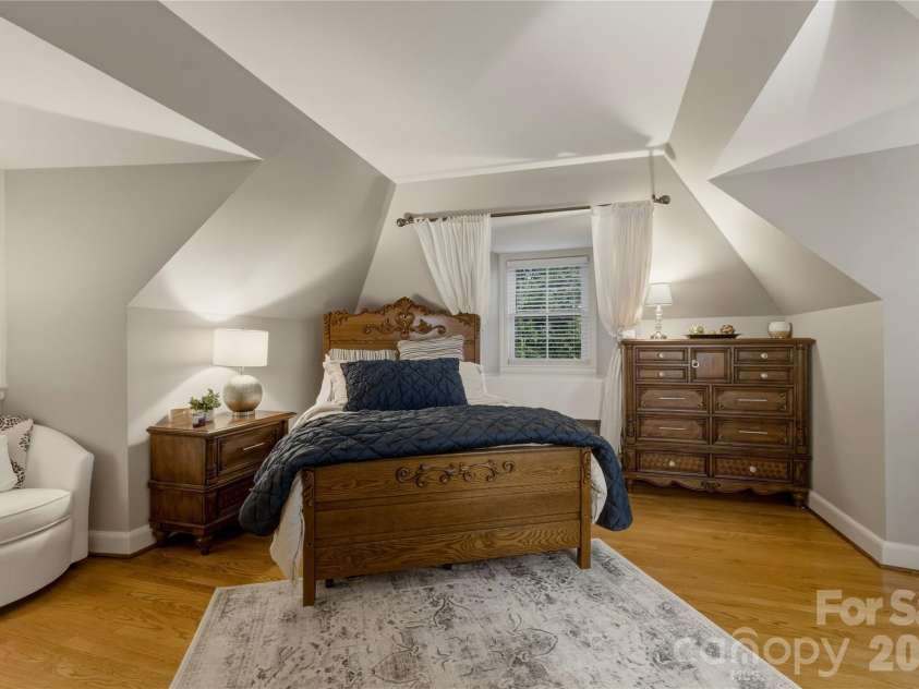 401 Highland Avenue, Lenoir, NC 28645.  MLS# CAR4357182, YatesRealty ID 13380. 