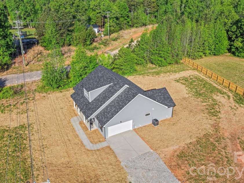 5655 Barrier Road, Concord, NC 28025.  MLS# CAR4369057, YatesRealty ID 13381. 
