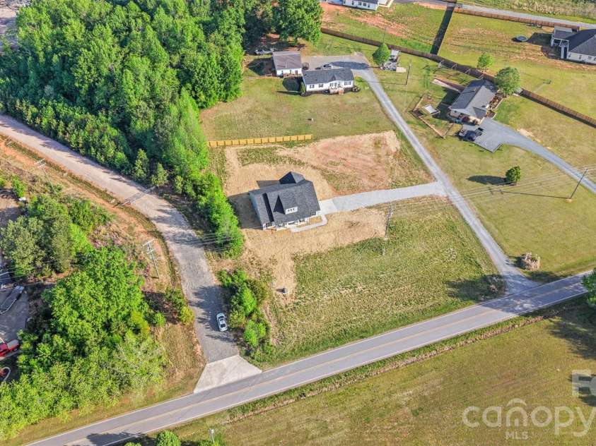 5655 Barrier Road, Concord, NC 28025.  MLS# CAR4369057, YatesRealty ID 13381. 