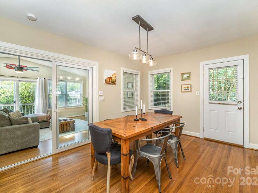 3529 Trent Street, Charlotte, NC 28209.  MLS# CAR4254262, YatesRealty ID 13382. 
