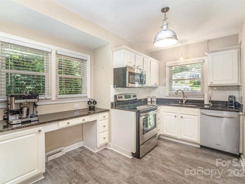 3529 Trent Street, Charlotte, NC 28209.  MLS# CAR4254262, YatesRealty ID 13382. 