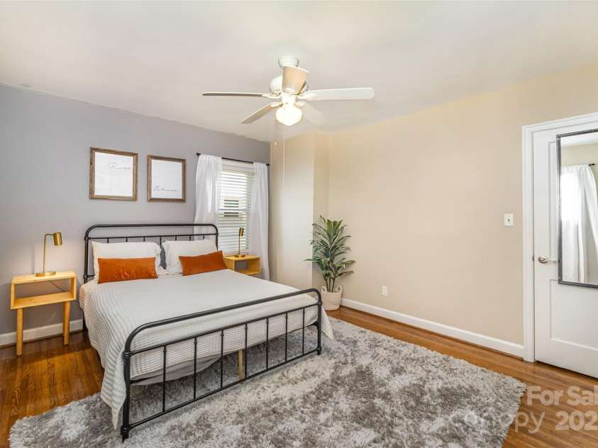 3529 Trent Street, Charlotte, NC 28209.  MLS# CAR4254262, YatesRealty ID 13382. 