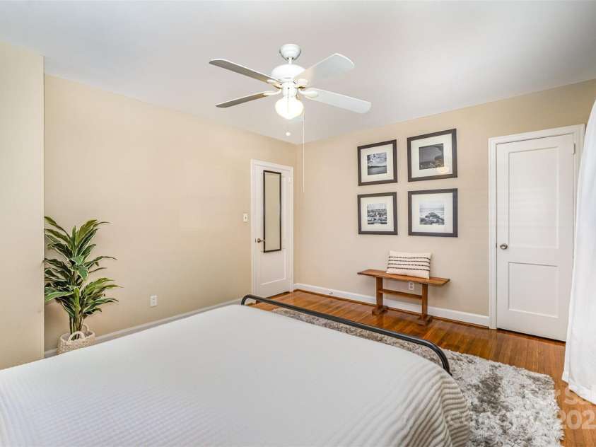 3529 Trent Street, Charlotte, NC 28209.  MLS# CAR4254262, YatesRealty ID 13382. 