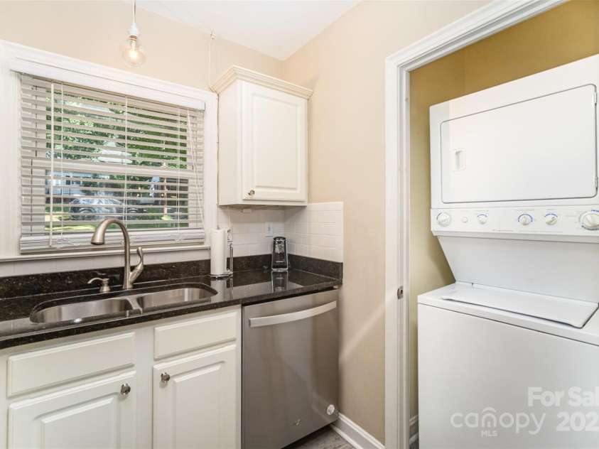 3529 Trent Street, Charlotte, NC 28209.  MLS# CAR4254262, YatesRealty ID 13382. 