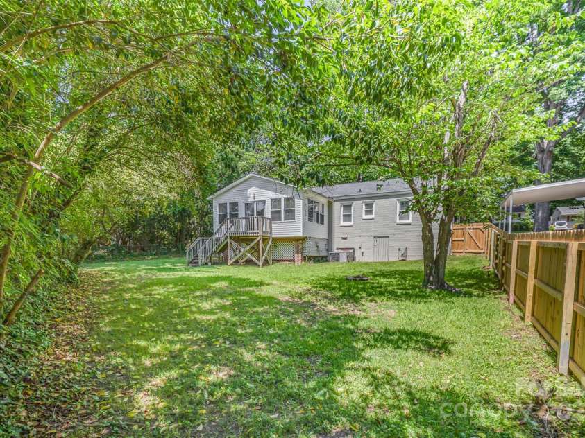 3529 Trent Street, Charlotte, NC 28209.  MLS# CAR4254262, YatesRealty ID 13382. 