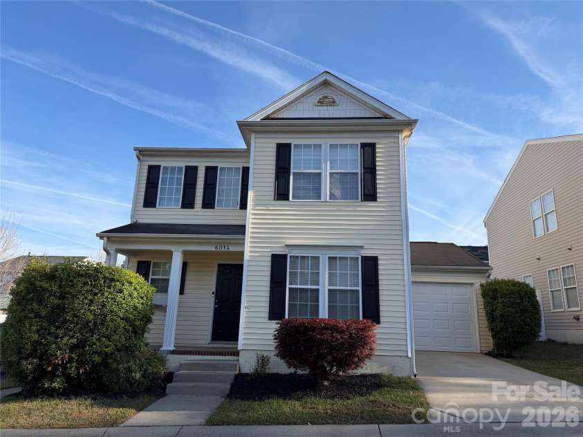 6014 Fiddleleaf Court, Charlotte, NC 28215.  MLS# CAR4365348, YatesRealty ID 13383. 