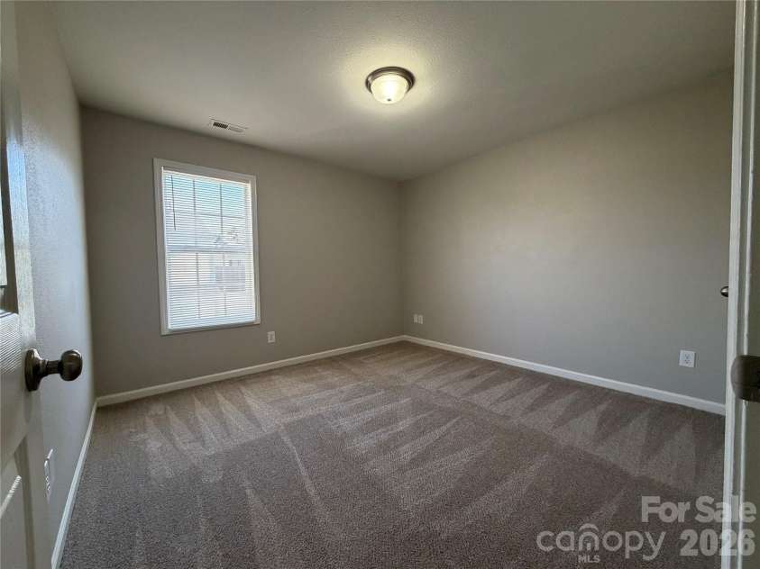 6014 Fiddleleaf Court, Charlotte, NC 28215.  MLS# CAR4365348, YatesRealty ID 13383. 