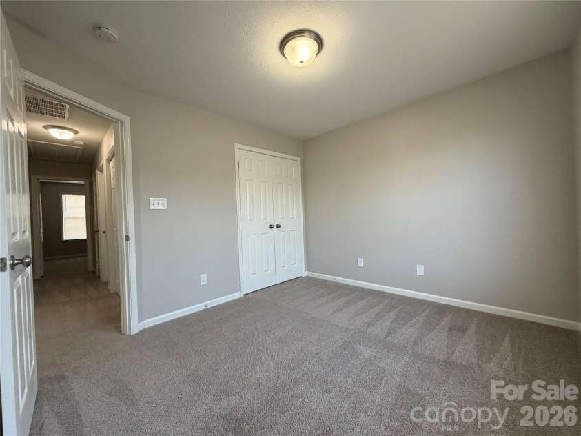 6014 Fiddleleaf Court, Charlotte, NC 28215.  MLS# CAR4365348, YatesRealty ID 13383. 