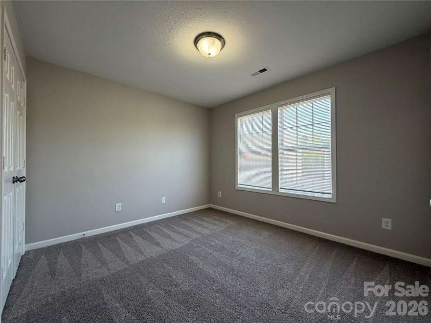 6014 Fiddleleaf Court, Charlotte, NC 28215.  MLS# CAR4365348, YatesRealty ID 13383. 