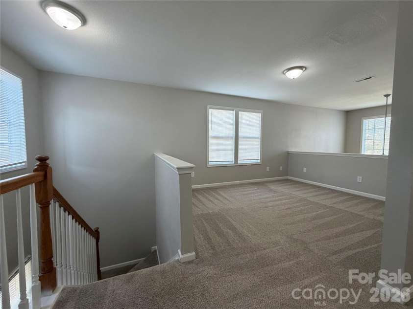 6014 Fiddleleaf Court, Charlotte, NC 28215.  MLS# CAR4365348, YatesRealty ID 13383. 