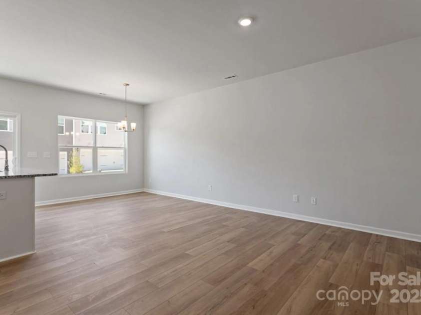 2720 Lehigh Road, Charlotte, NC 28208.  MLS# CAR4257322, YatesRealty ID 13386. 
