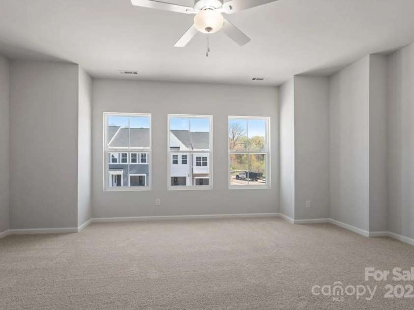 2720 Lehigh Road, Charlotte, NC 28208.  MLS# CAR4257322, YatesRealty ID 13386. 