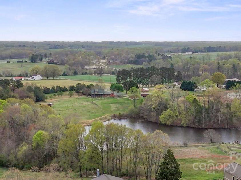 1620 London Road, Mooresville, NC 28115.  MLS# CAR4281112, YatesRealty ID 13387. 