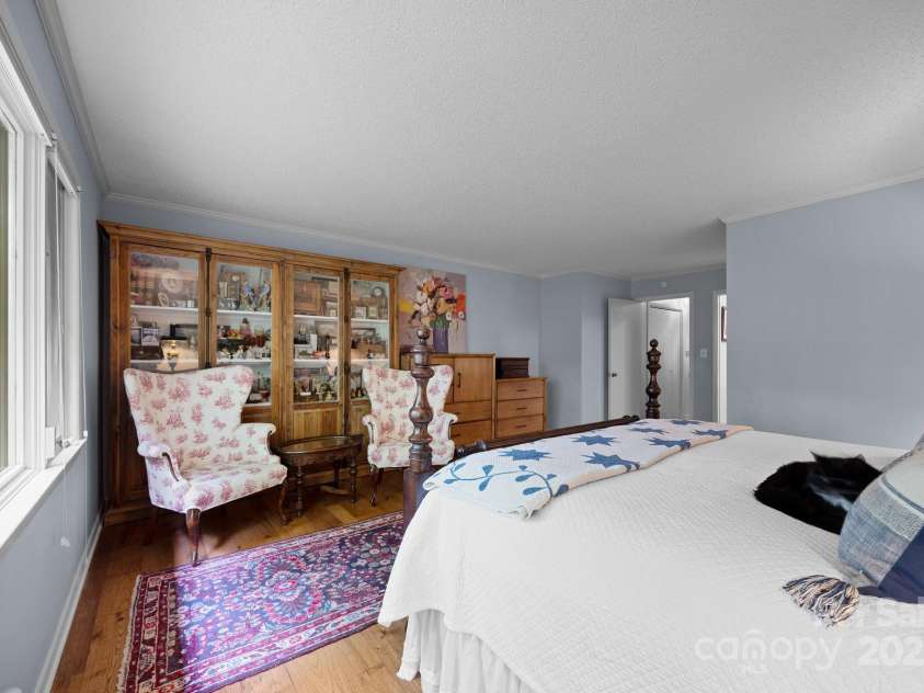 606 Crowfields Lane, Asheville, NC 28803.  MLS# CAR4251508, YatesRealty ID 13388. 