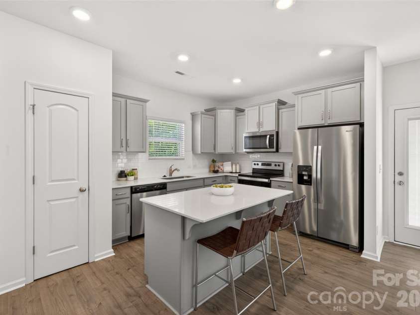 800 Scotch Meadows Loop, Monroe, NC 28110.  MLS# CAR4368373, YatesRealty ID 13388. 