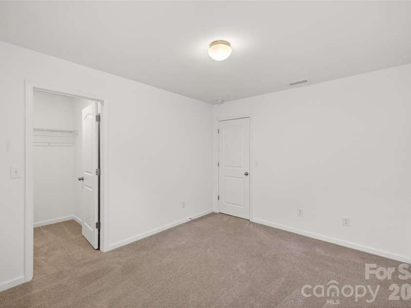 800 Scotch Meadows Loop, Monroe, NC 28110.  MLS# CAR4368373, YatesRealty ID 13388. 