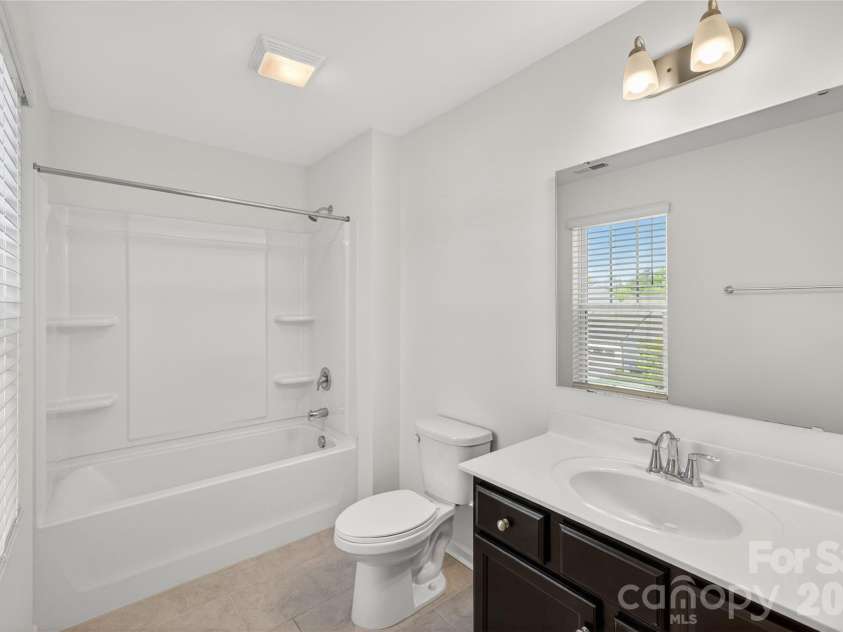 800 Scotch Meadows Loop, Monroe, NC 28110.  MLS# CAR4368373, YatesRealty ID 13388. 