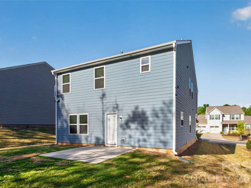 800 Scotch Meadows Loop, Monroe, NC 28110.  MLS# CAR4368373, YatesRealty ID 13388. 