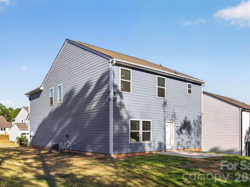 800 Scotch Meadows Loop, Monroe, NC 28110.  MLS# CAR4368373, YatesRealty ID 13388. 