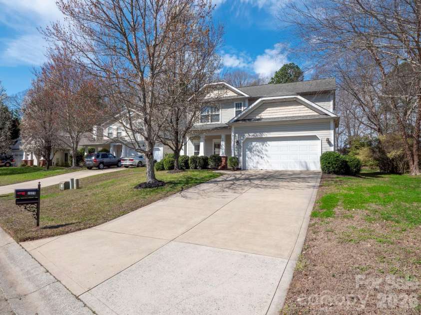 2029 Trace Creek Drive, Waxhaw, NC 28173.  MLS# CAR4354622, YatesRealty ID 13389. 
