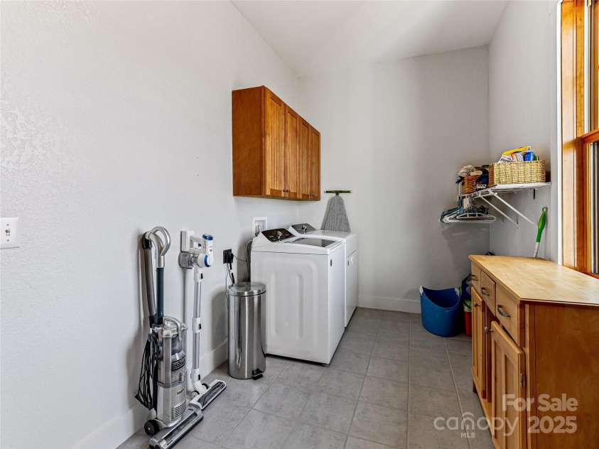 130 Cross Vine Drive, Tuckasegee, NC 28783.  MLS# CAR4228105, YatesRealty ID 1339. 