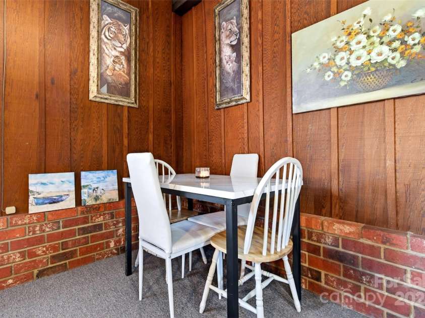 60 Greenwood Drive, Marion, NC 28752.  MLS# CAR4328988, YatesRealty ID 1339. 