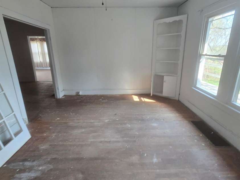 251 3rd Street, Rutherfordton, NC 28139.  MLS# CAR4362696, YatesRealty ID 13390. 