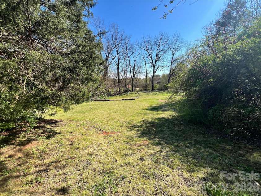 251 3rd Street, Rutherfordton, NC 28139.  MLS# CAR4362696, YatesRealty ID 13390. Back yard