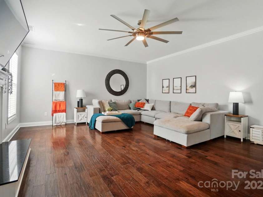 6314 Bluffton Lane, Midland, NC 28107.  MLS# CAR4256231, YatesRealty ID 13390. Crown moldings and fresh paint in the Great Room!