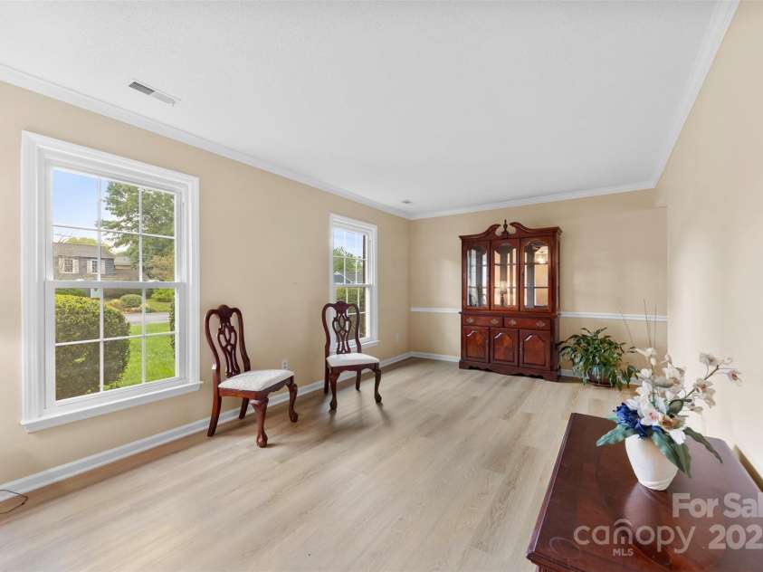 3710 Gardner Park Drive, Gastonia, NC 28054.  MLS# CAR4301597, YatesRealty ID 13391. 