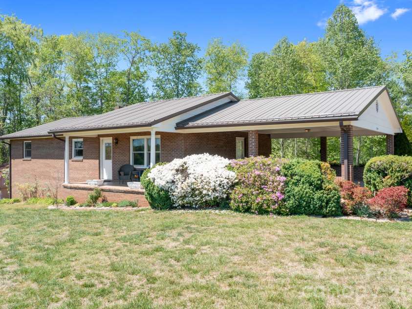 5343 Cannon Drive, Granite Falls, NC 28630.  MLS# CAR4366225, YatesRealty ID 13393. 