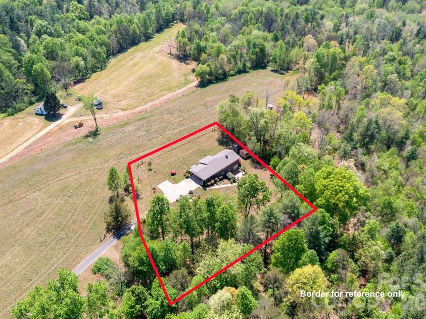 5343 Cannon Drive, Granite Falls, NC 28630.  MLS# CAR4366225, YatesRealty ID 13393. Showing approximate lot lines