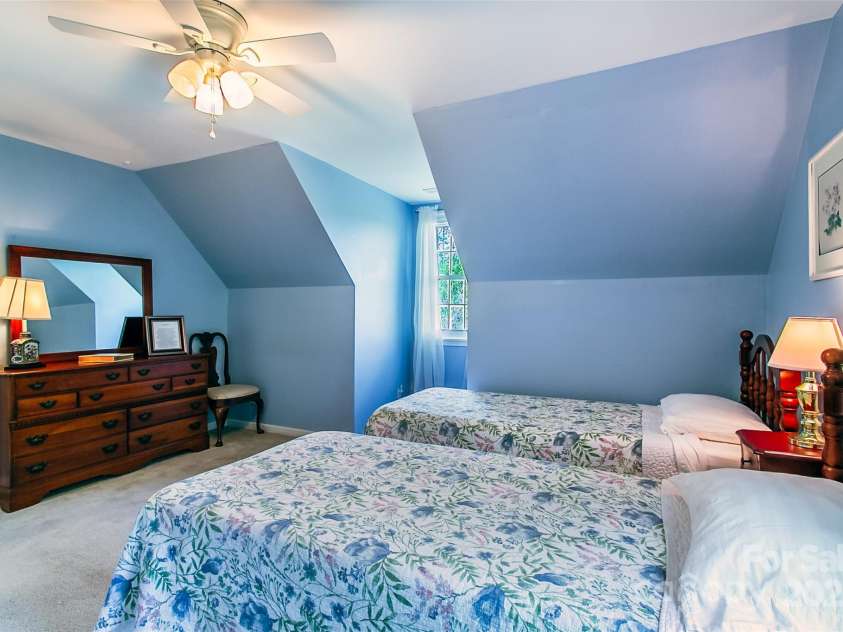 25 Willow Brook Drive, Asheville, NC 28806.  MLS# CAR4259822, YatesRealty ID 13394. 