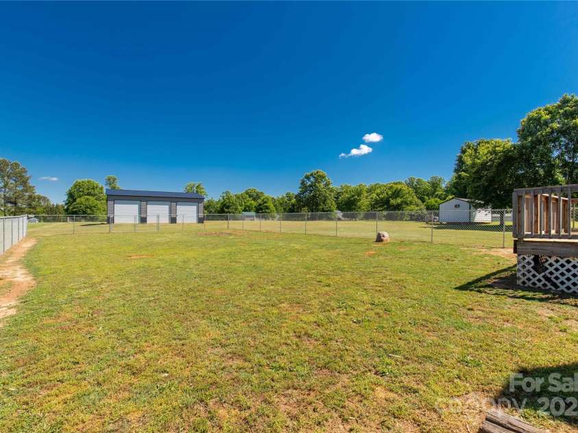 1560 Springlake Road, York, SC 29745.  MLS# CAR4255392, YatesRealty ID 13395. 